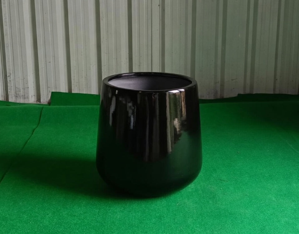 Minimalist Cylindrical FRP Planter
