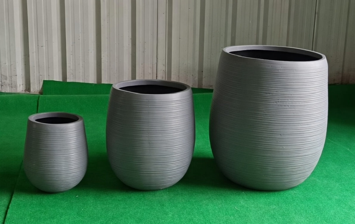 Strata Ribbed Planter