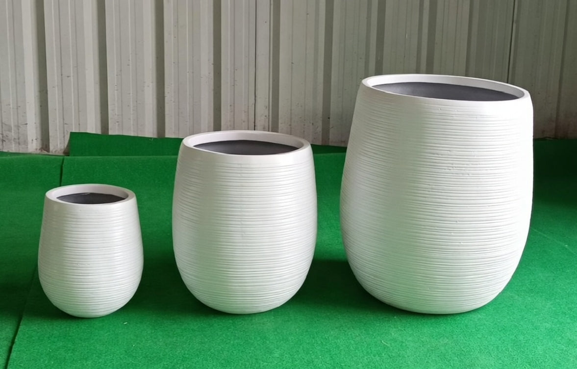 Strata Ribbed Planter