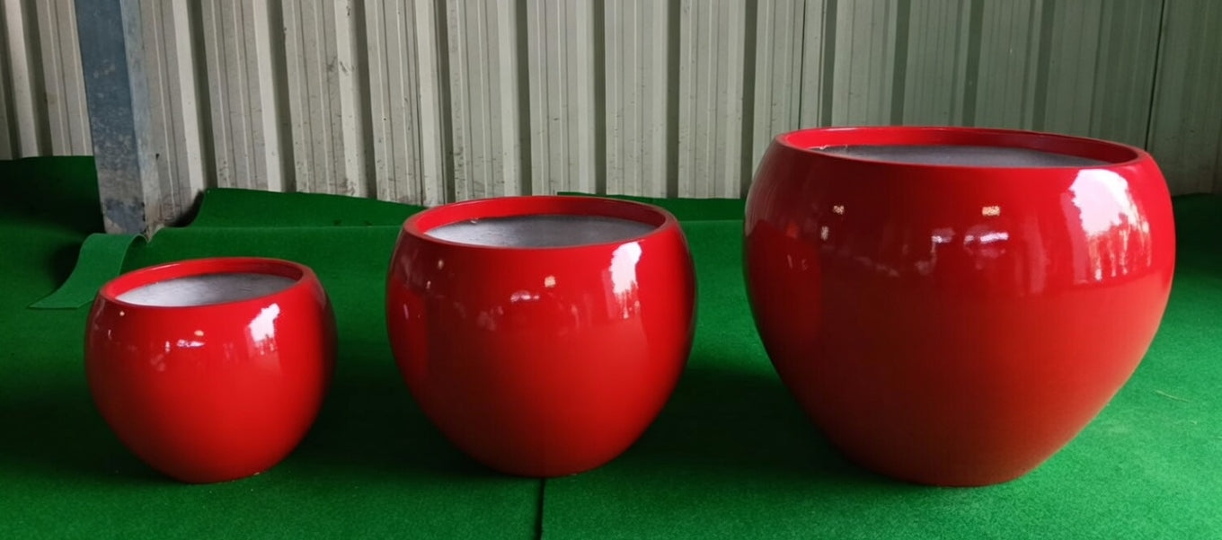 Set of Gradient Round FRP Planters (Multiple Sizes)